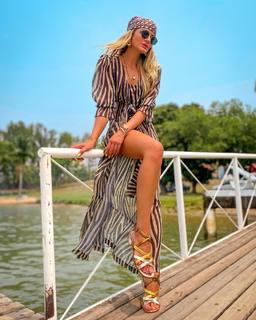 Thássia Naves feet photo 10
