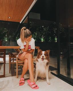 Thássia Naves feet photo 8