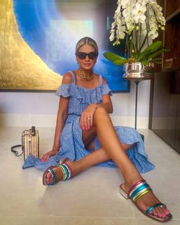 Thássia Naves feet photo 2