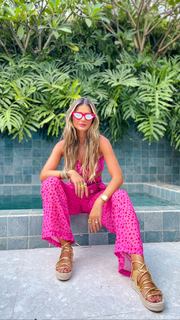 Thássia Naves feet photo 2