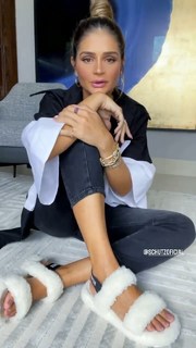 Thássia Naves feet photo 17