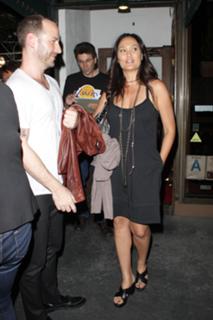 Tia Carrere feet photo thumbnail