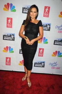 Tia Carrere feet photo thumbnail