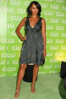 Tia Mowry feet photo thumbnail