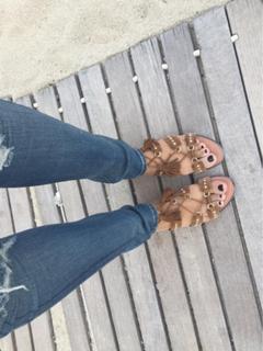 Tia Mowry feet photo thumbnail