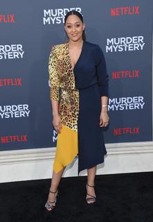 Tia Mowry feet photo thumbnail