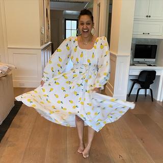 Tia Mowry feet photo thumbnail