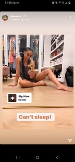 Tia Mowry feet photo thumbnail