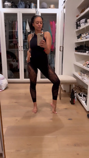 Tia Mowry feet photo thumbnail