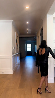 Tia Mowry feet photo thumbnail