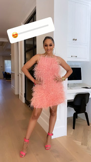 Tia Mowry feet photo thumbnail