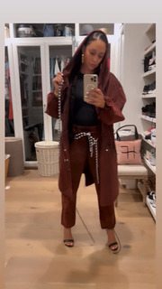 Tia Mowry feet photo thumbnail