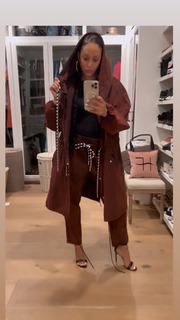 Tia Mowry feet photo thumbnail