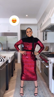 Tia Mowry feet photo thumbnail