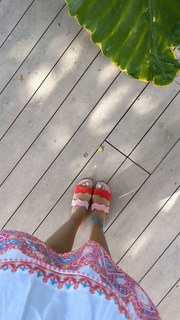Tia Mowry feet photo thumbnail