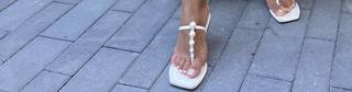 Tia Mowry feet photo thumbnail