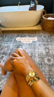 Tia Mowry feet photo thumbnail