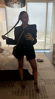 Tia Mowry feet photo thumbnail