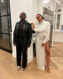 Tia Mowry feet photo thumbnail