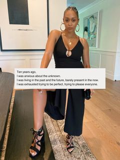 Tia Mowry feet photo thumbnail