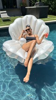 Tia Mowry feet photo 13