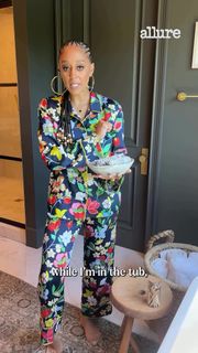 Tia Mowry feet photo 11