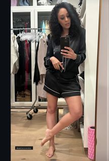 Tia Mowry feet photo 17