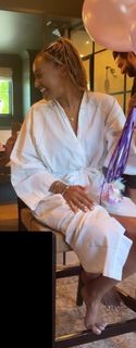 Tia Mowry feet photo 16