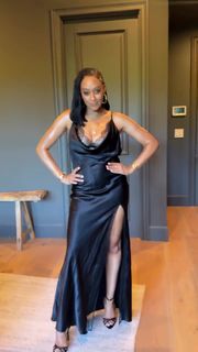 Tia Mowry feet photo 7