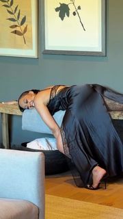 Tia Mowry feet photo 5