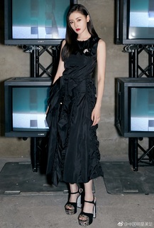 Tian'ai Zhang feet photo 8