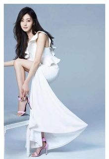 Tian'ai Zhang feet photo 5