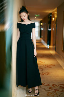Tian'ai Zhang feet photo 20