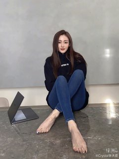 Tian'ai Zhang feet photo 9