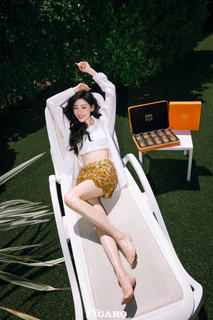 Tian'ai Zhang feet photo 20
