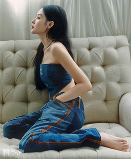 Tian'ai Zhang feet photo 15