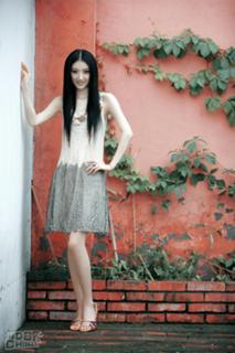 Tian Jing feet photo thumbnail