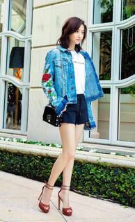 Tian Jing feet photo thumbnail