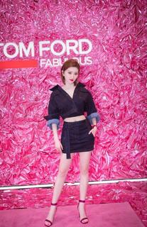 Tian Jing feet photo thumbnail