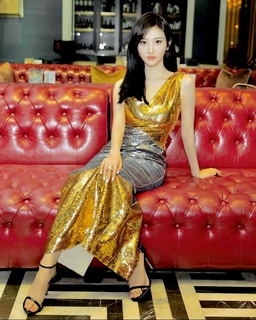 Tian Jing feet photo thumbnail