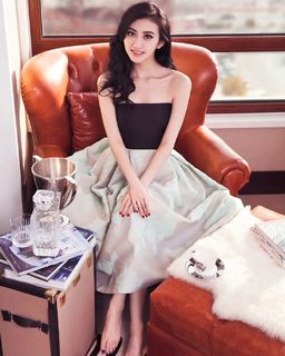Tian Jing feet photo thumbnail