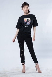 Tian Jing feet photo thumbnail