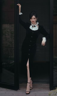 Tian Jing feet photo thumbnail