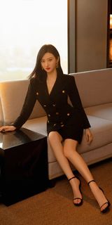 Tian Jing feet photo thumbnail