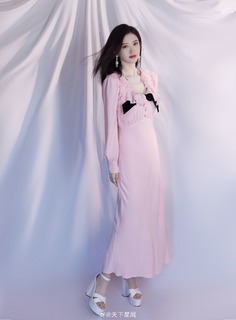 Tian Jing feet photo thumbnail