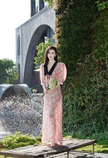 Tian Jing feet photo thumbnail