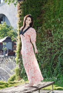 Tian Jing feet photo thumbnail
