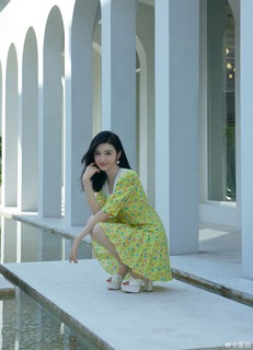 Tian Jing feet photo thumbnail