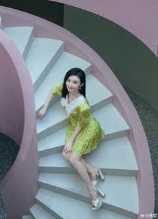 Tian Jing feet photo thumbnail