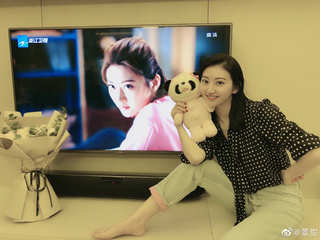 Tian Jing feet photo thumbnail